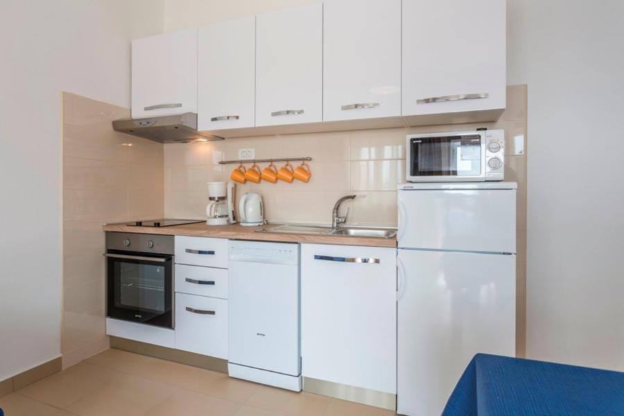 Apartmani Bezmalinovic Bol Luaran gambar