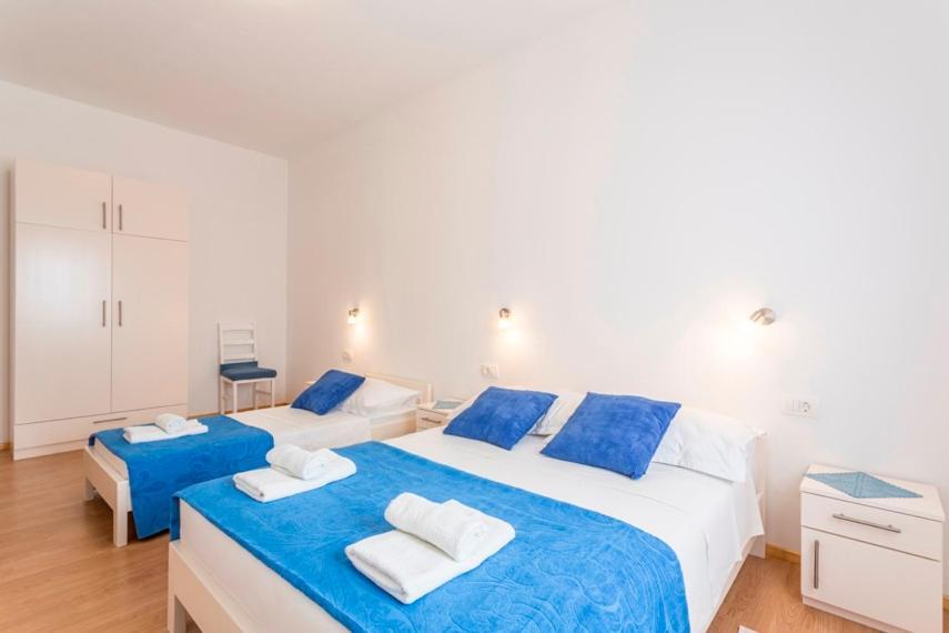 Apartmani Bezmalinovic Bol Luaran gambar